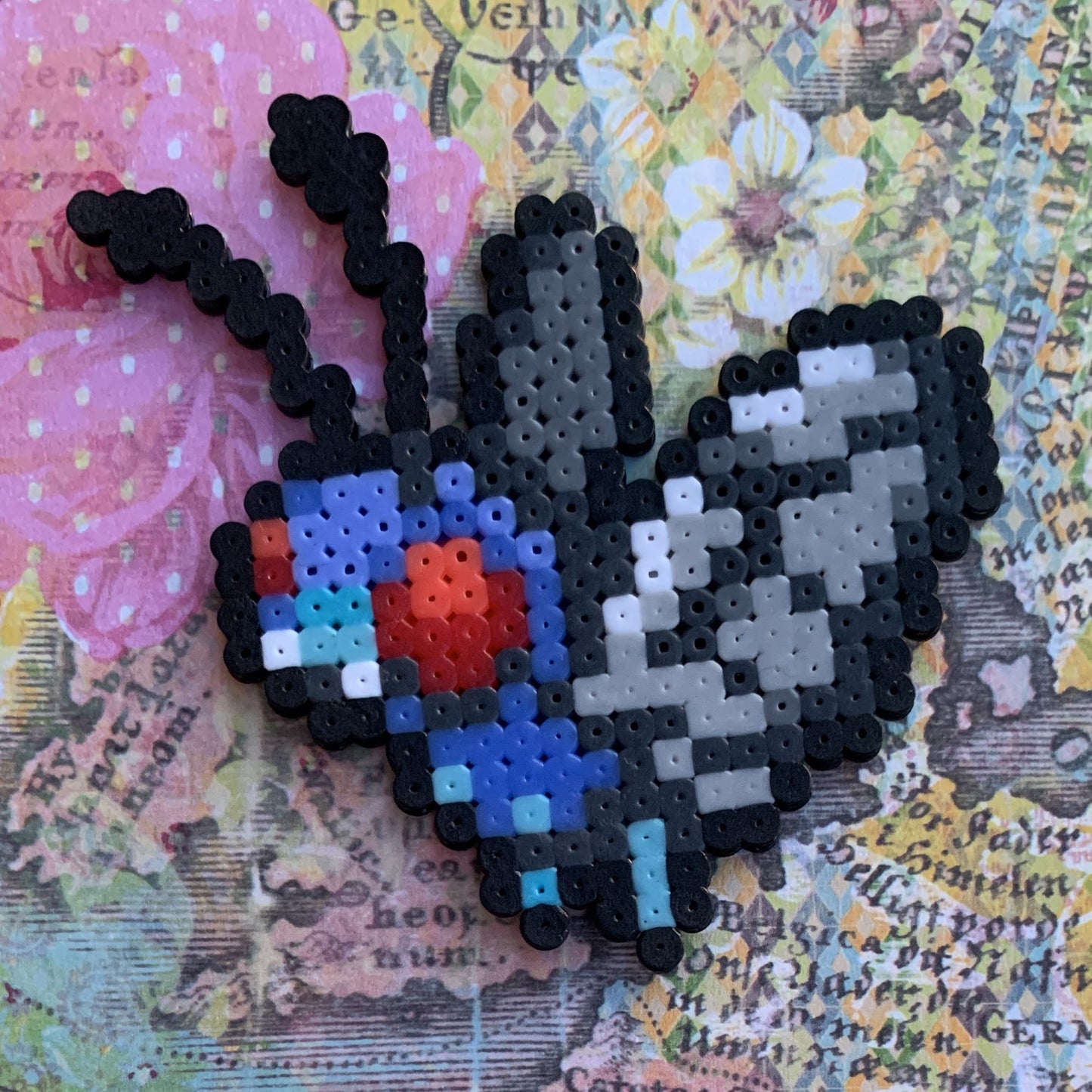 Butterfree (010-012) / Beedrill (013-015) Perler Art